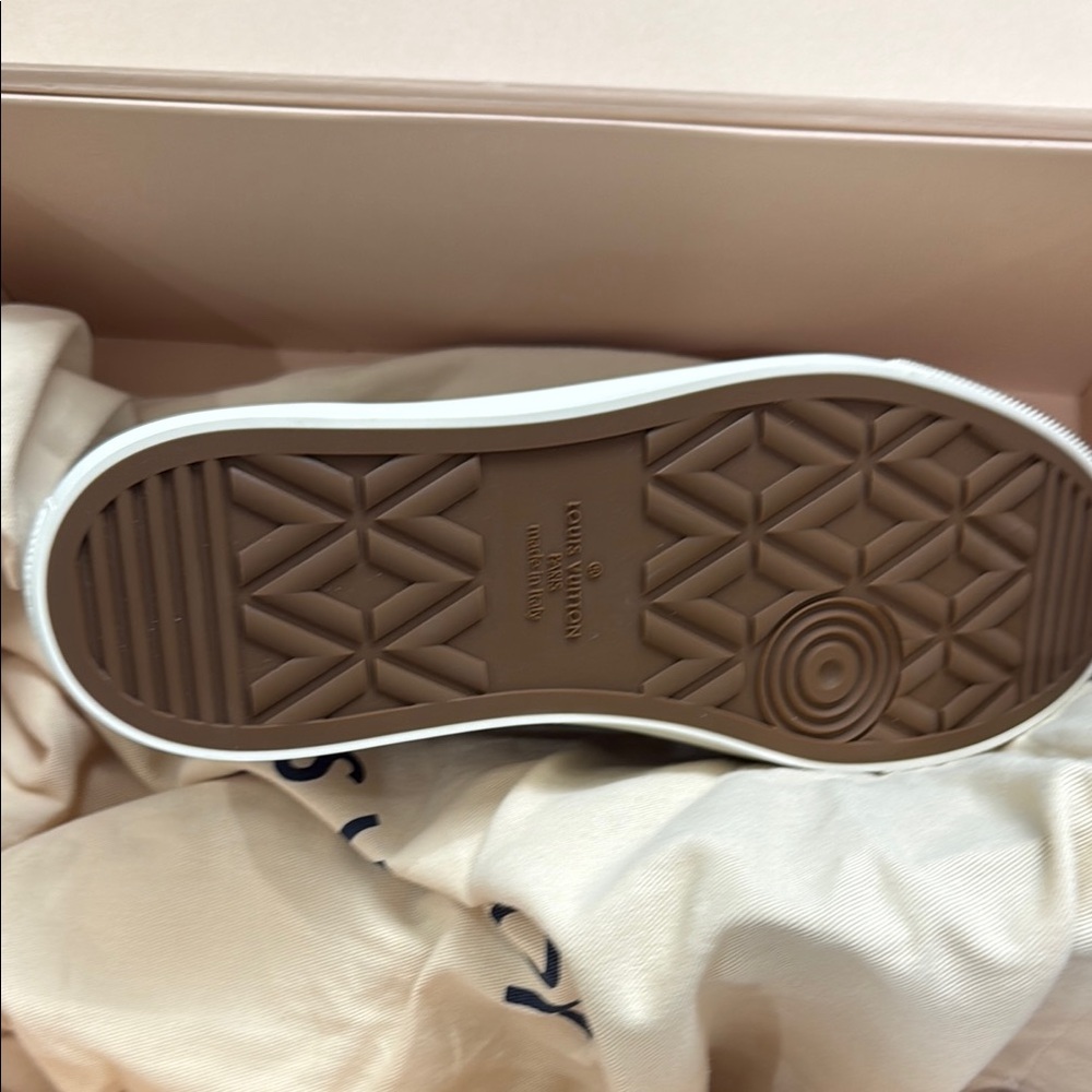 Levi's Gray High-Top Men's Sneakers - Picture 3 of 4